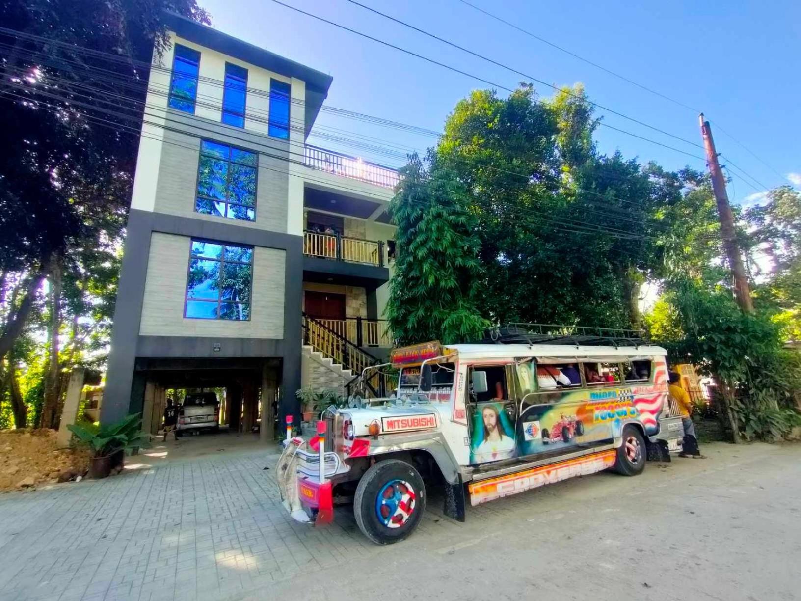Gbu Loboc River Guesthouse ภายนอก รูปภาพ