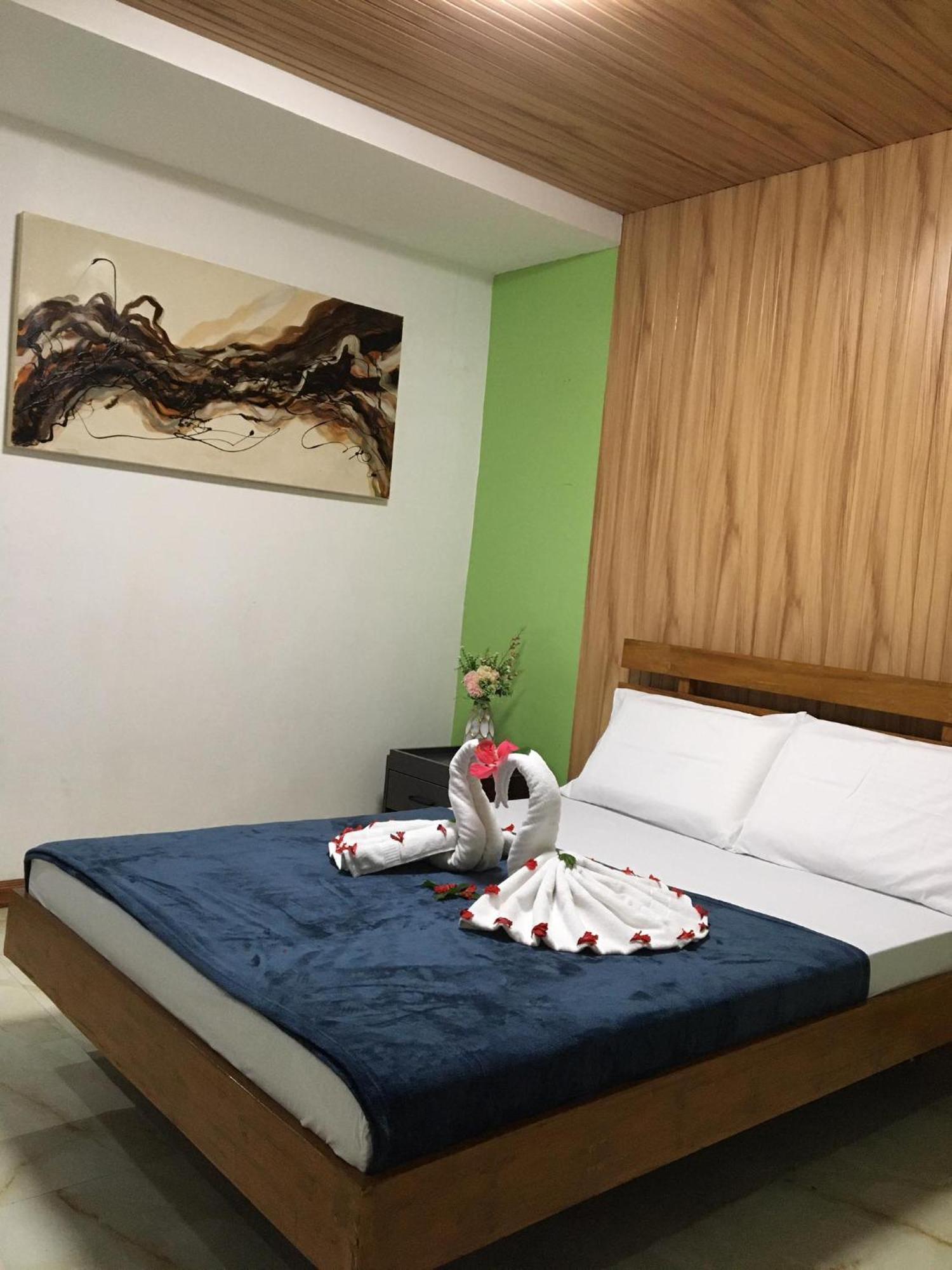 Gbu Loboc River Guesthouse ภายนอก รูปภาพ