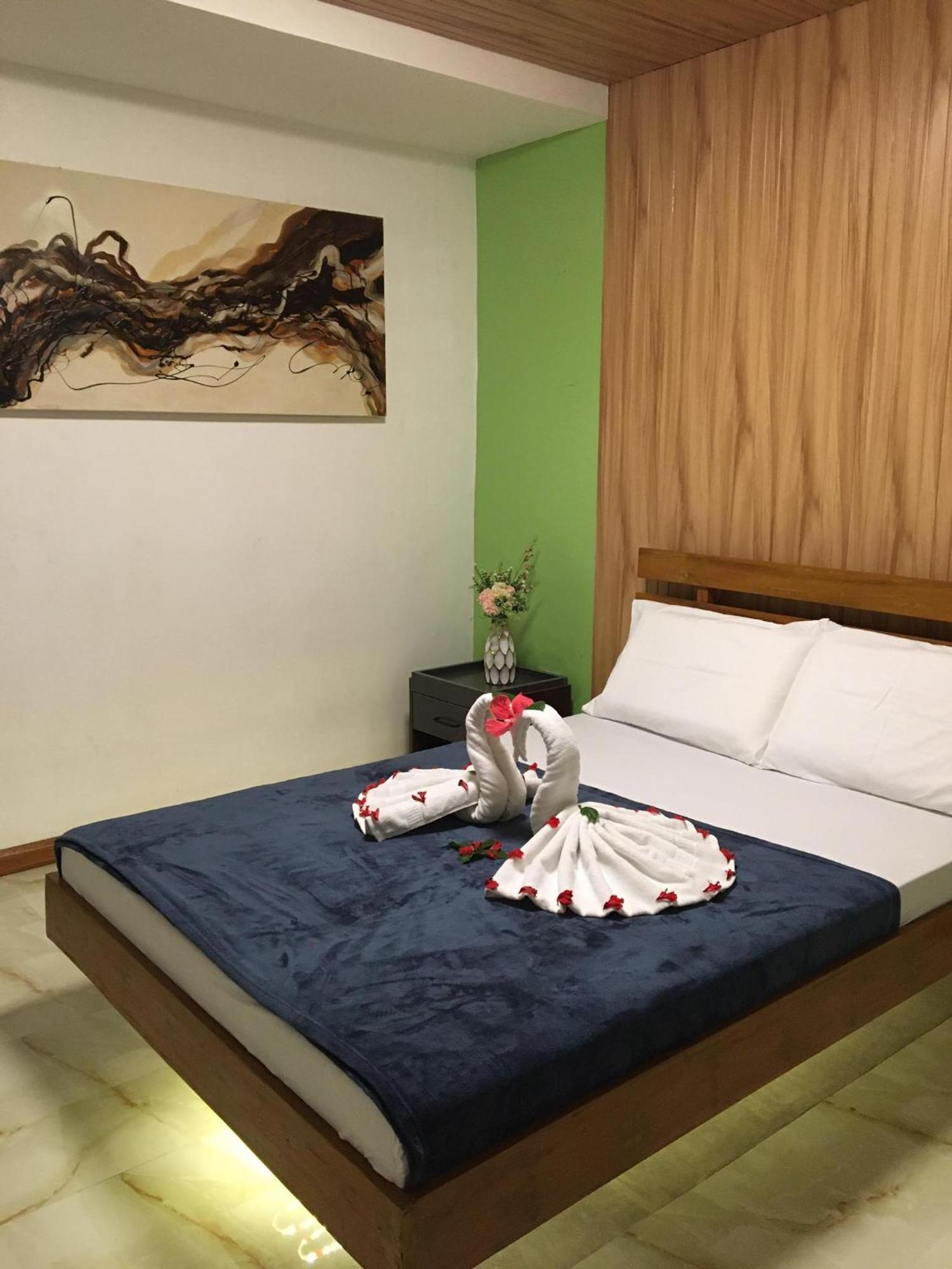 Gbu Loboc River Guesthouse ภายนอก รูปภาพ